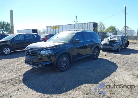 2023 Nissan Pathfinder Sl 4Wd z USA, uszkodzony, nr VIN 5N1DR3CD1PC231548